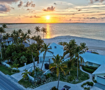 Point Of View Luxury Beach Home Featured Image